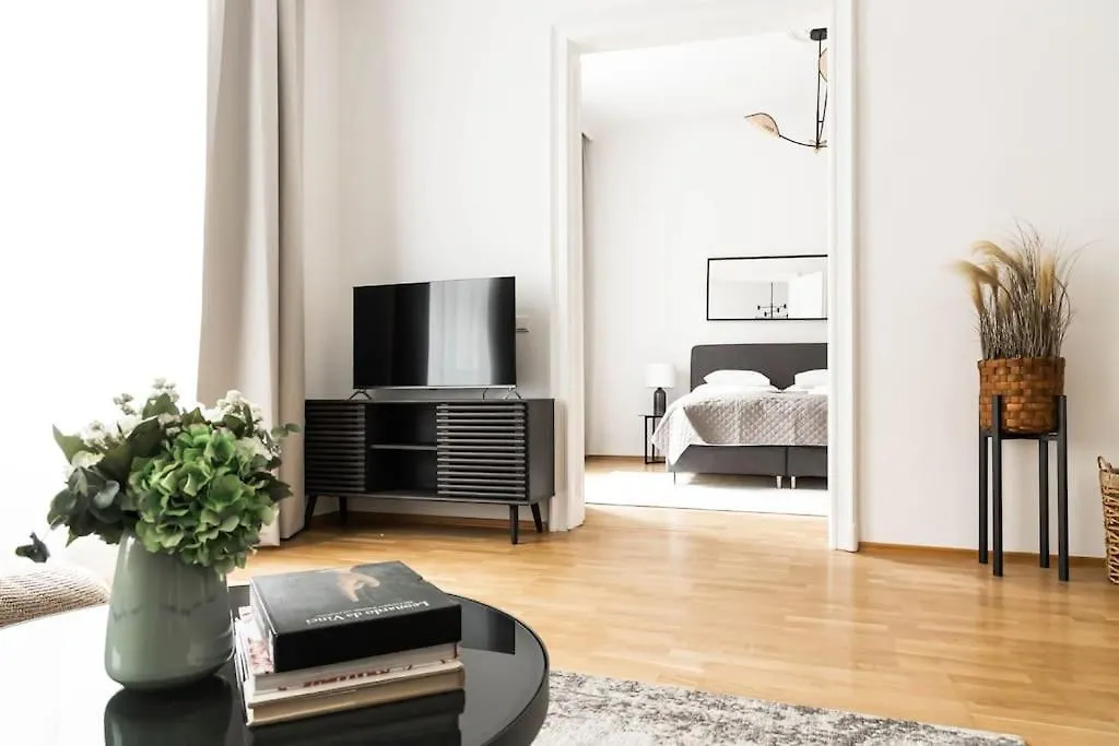 Franz 23 - Typical Viennese Apartment In The Heart Of Wiedeń